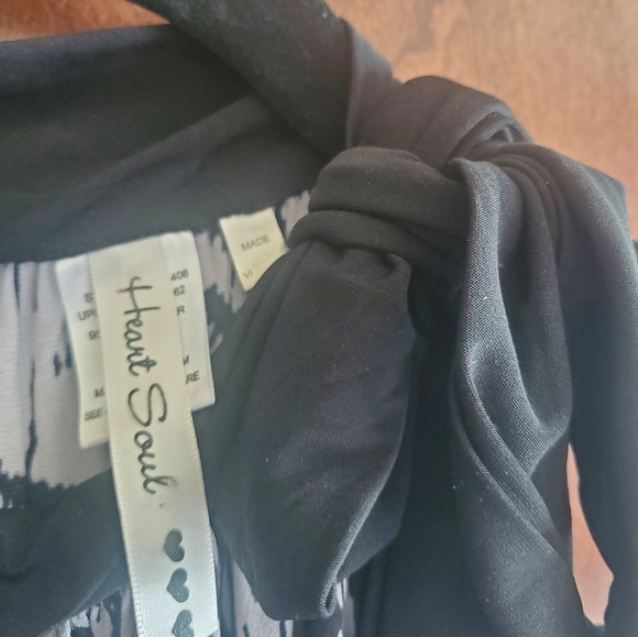 Halter Tank Top in Black with Gray Flowers Large - Picture 5 of 5